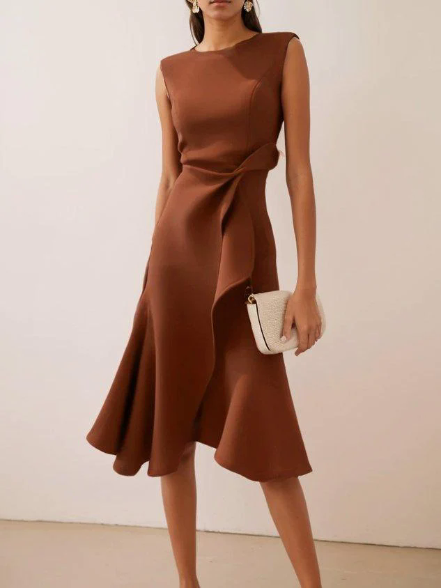 Red Sleeveless Midi Elegant A-line Dress with Waist Twist for Day-to-Night