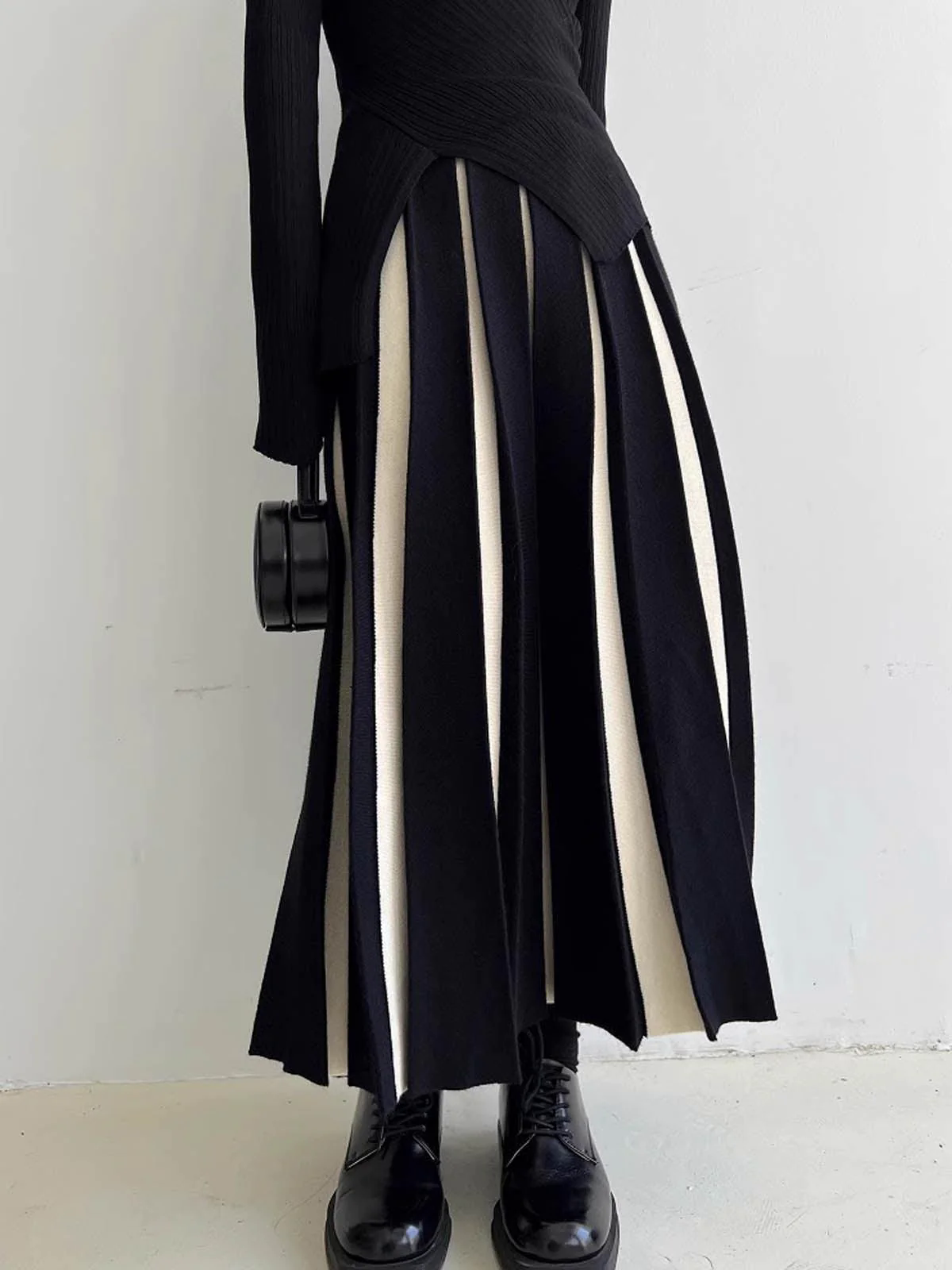 Color Block Knit Midi Skirt