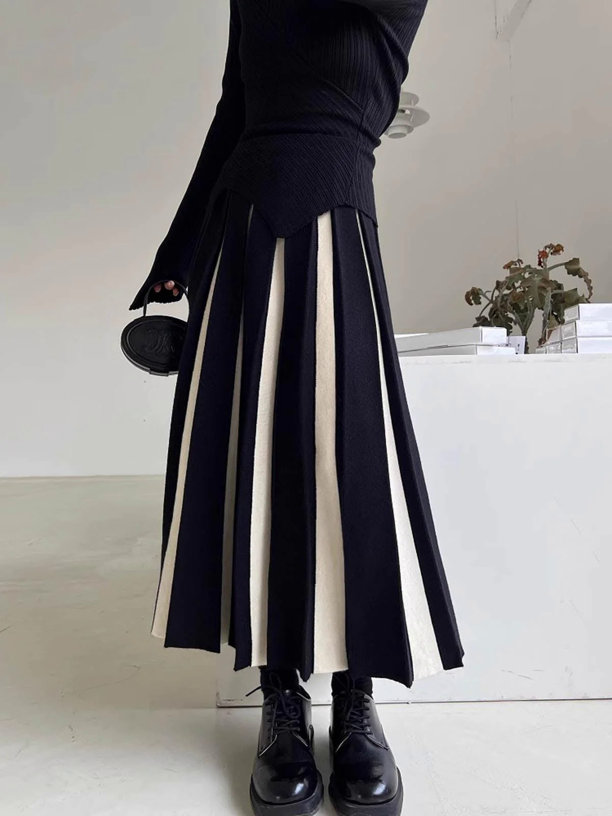 Color Block Knit Midi Skirt